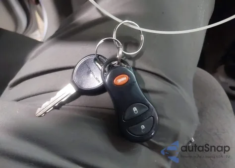 2003 Chrysler Town & Country from USA, damaged, VIN 2C4GP24393R242130